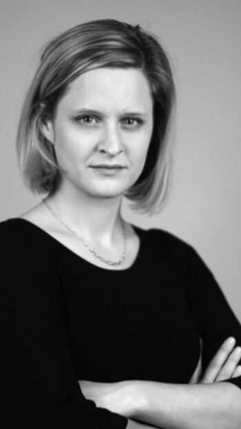 Sarah Ryler - Headshot